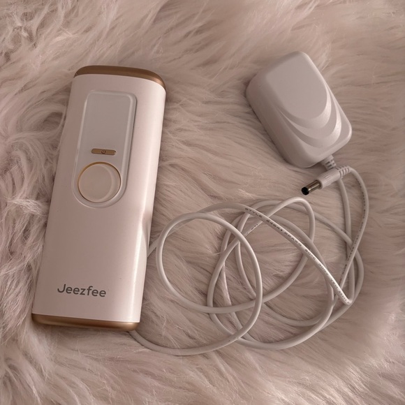 Other - Jeezfee White and Gold Hair Removal Device